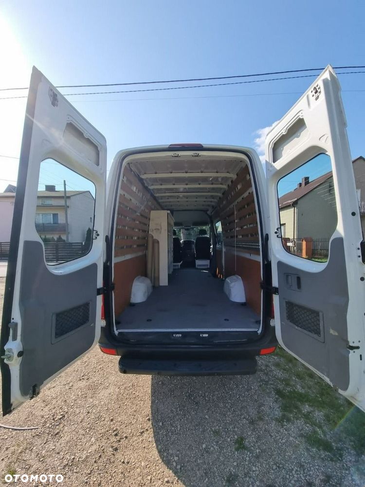 Volkswagen Crafter - 14