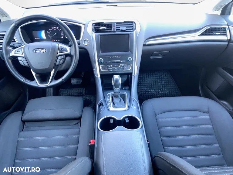 Ford Mondeo 2.0 HEV Trend - 9