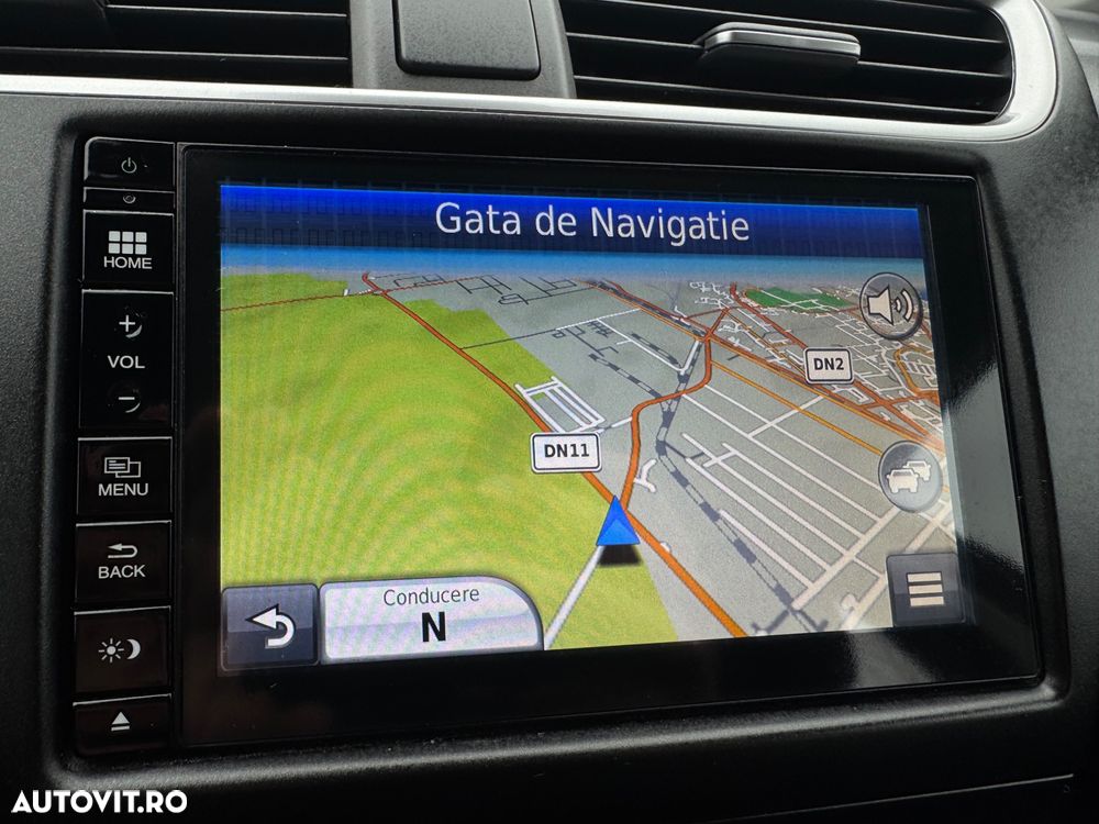 Honda Civic 1.4 i-VTEC Sport Black Edition - 13