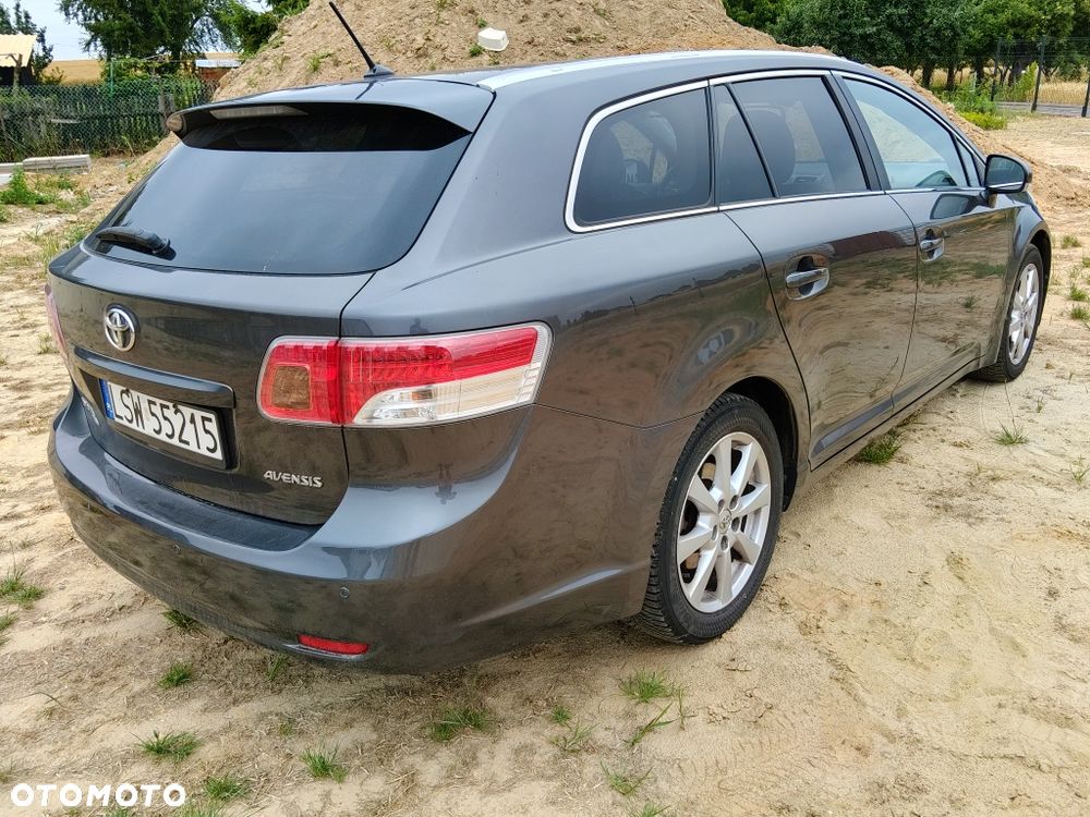 Toyota Avensis - 3
