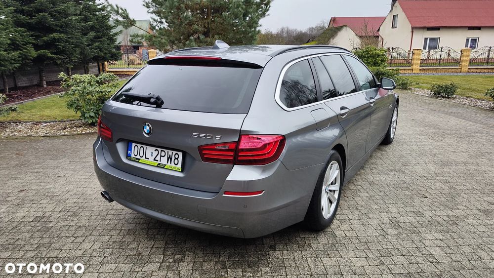 BMW Seria 5 520d - 12