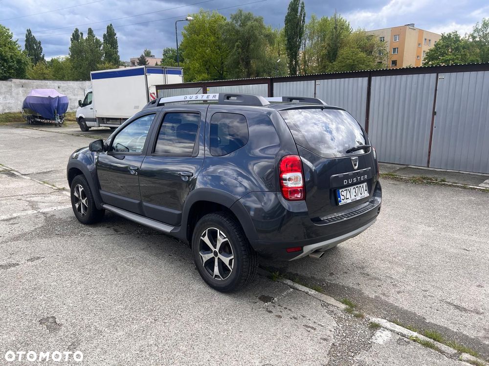 Dacia Duster 1.6 SCe Blackshadow 4x4 S&S - 9