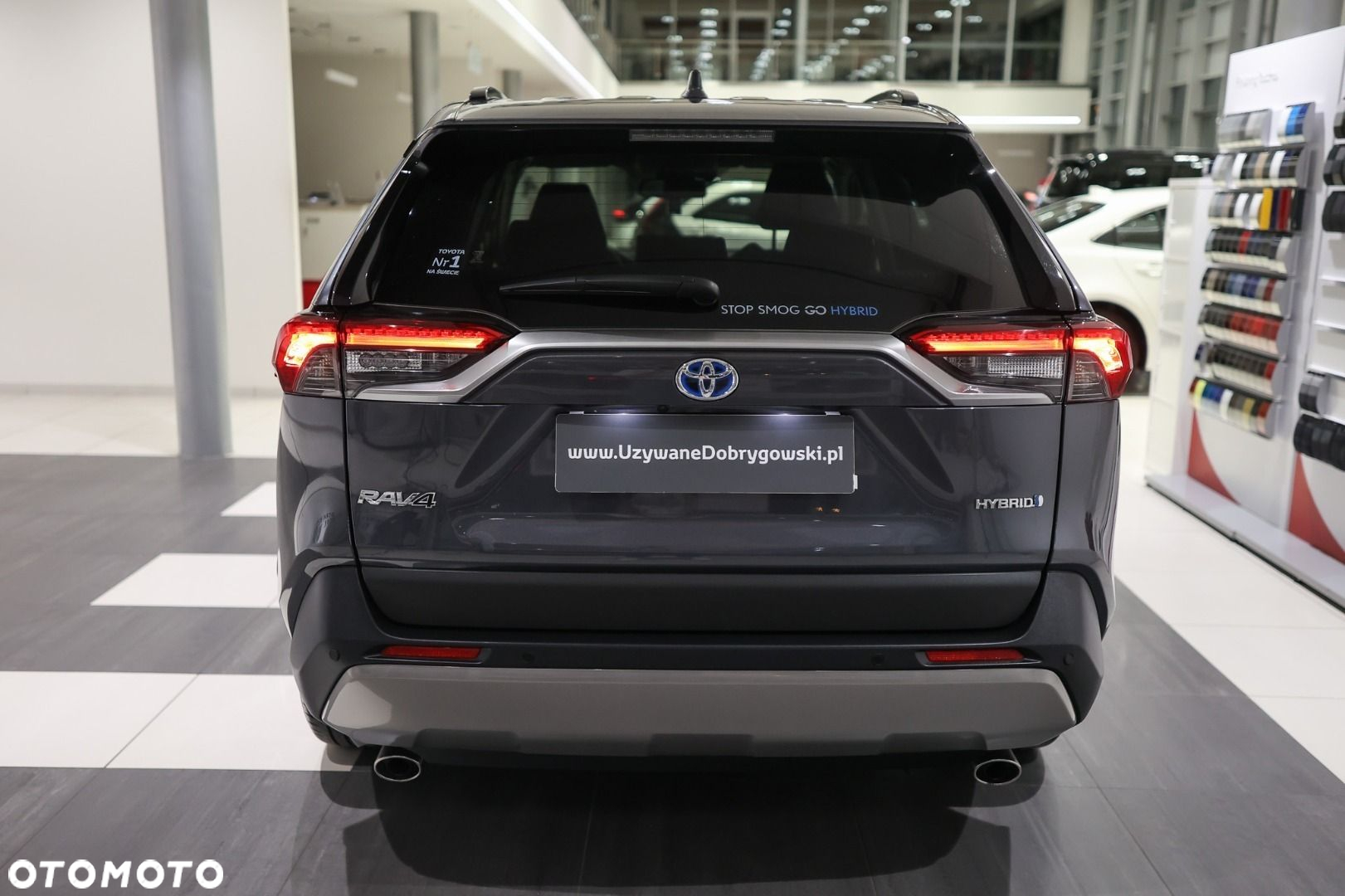 Toyota RAV4 - 6