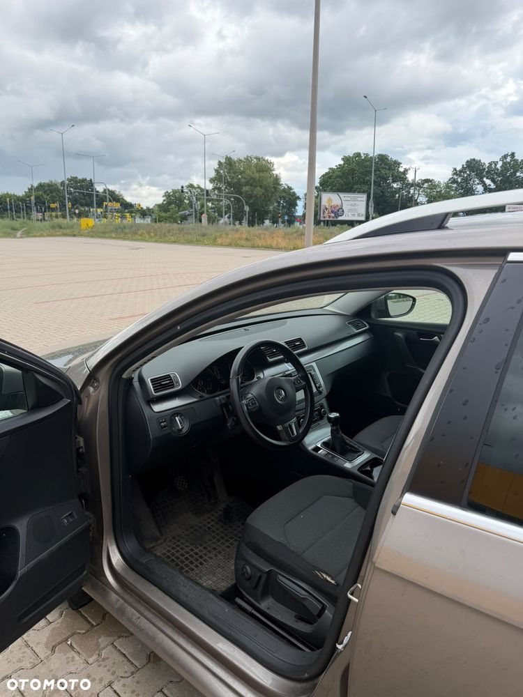 Volkswagen Passat 2.0 TDI 4Mot Comfortline - 5