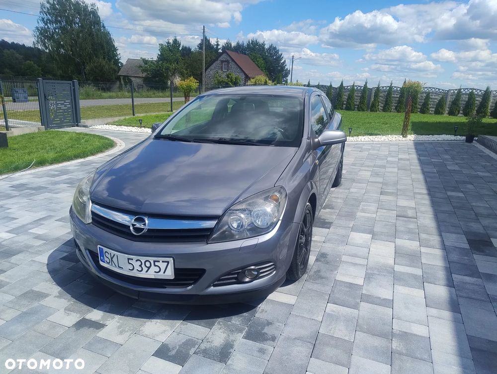 Opel Astra GTC 1.6 - 10