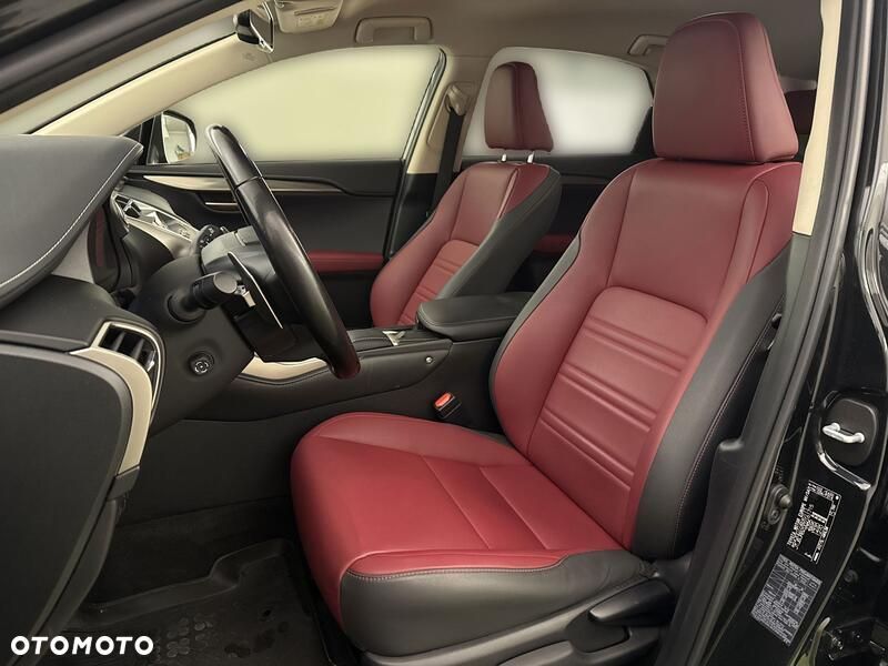 Lexus NX 300h Business Edition AWD - 11