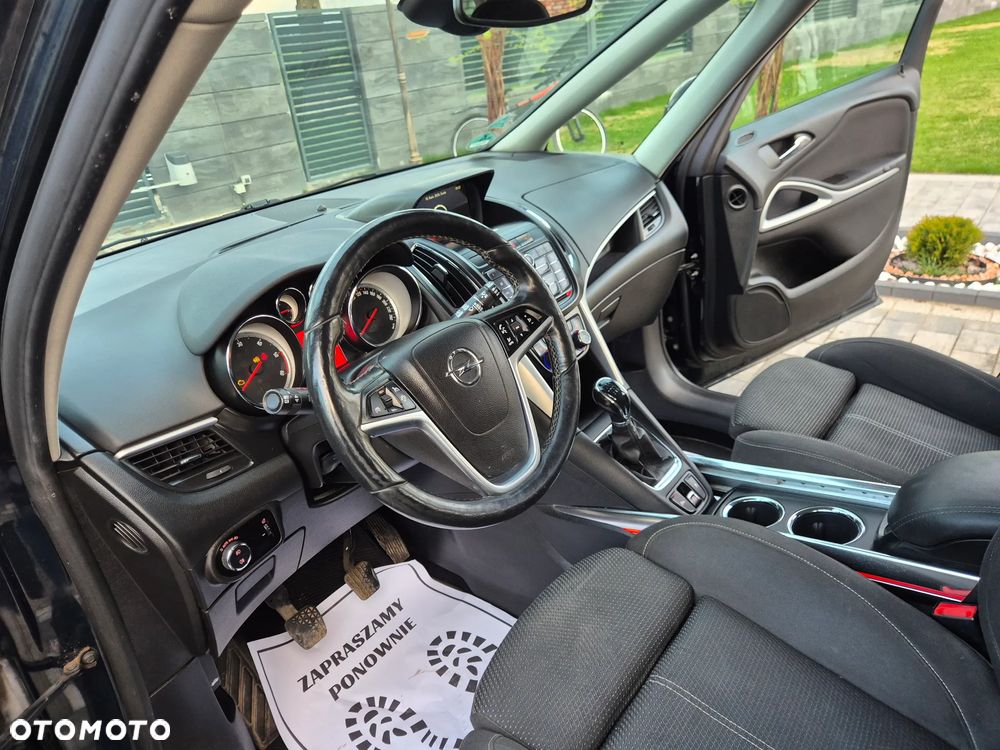 Opel Zafira Tourer 2.0 CDTI Style - 33