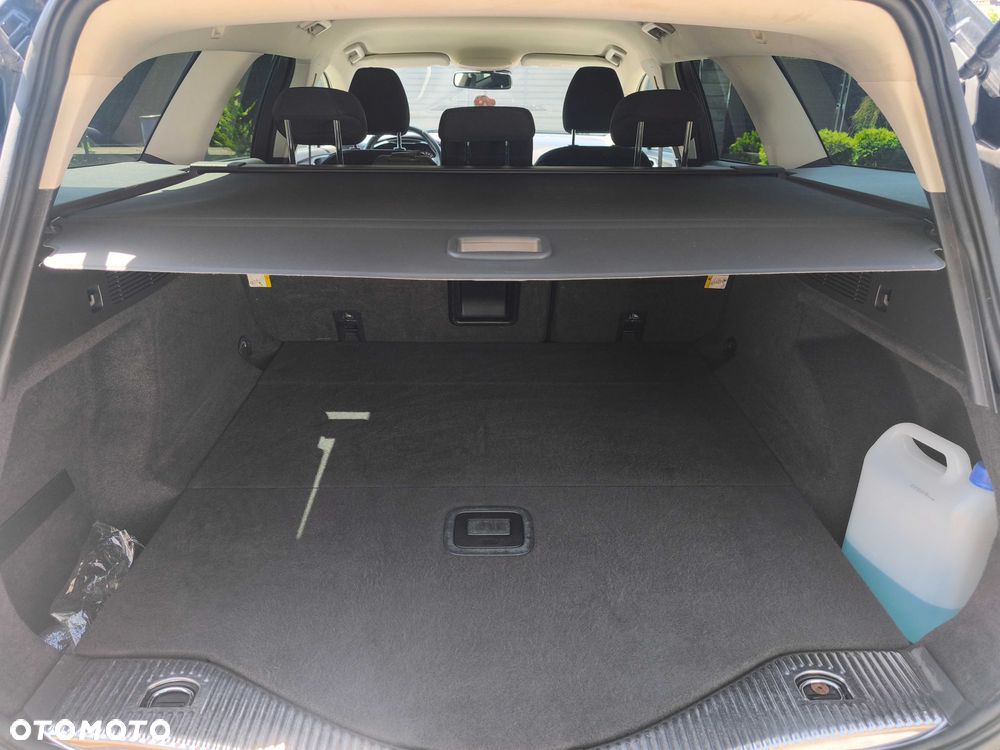 Ford Mondeo - 8