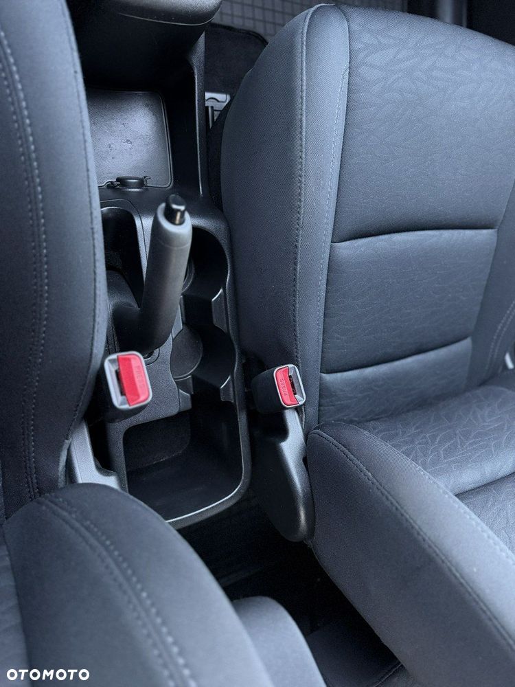 Hyundai ix20 1.4 Comfort - 21