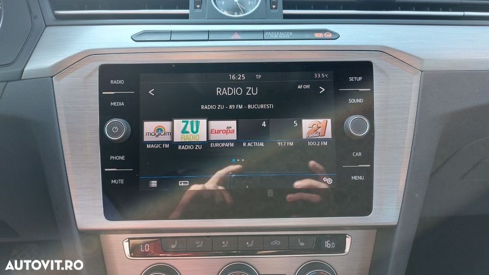 Volkswagen Passat - 14