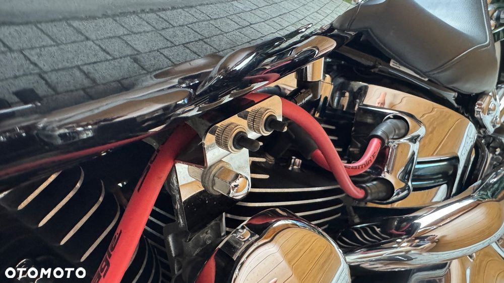 Harley-Davidson Softail Deluxe - 12