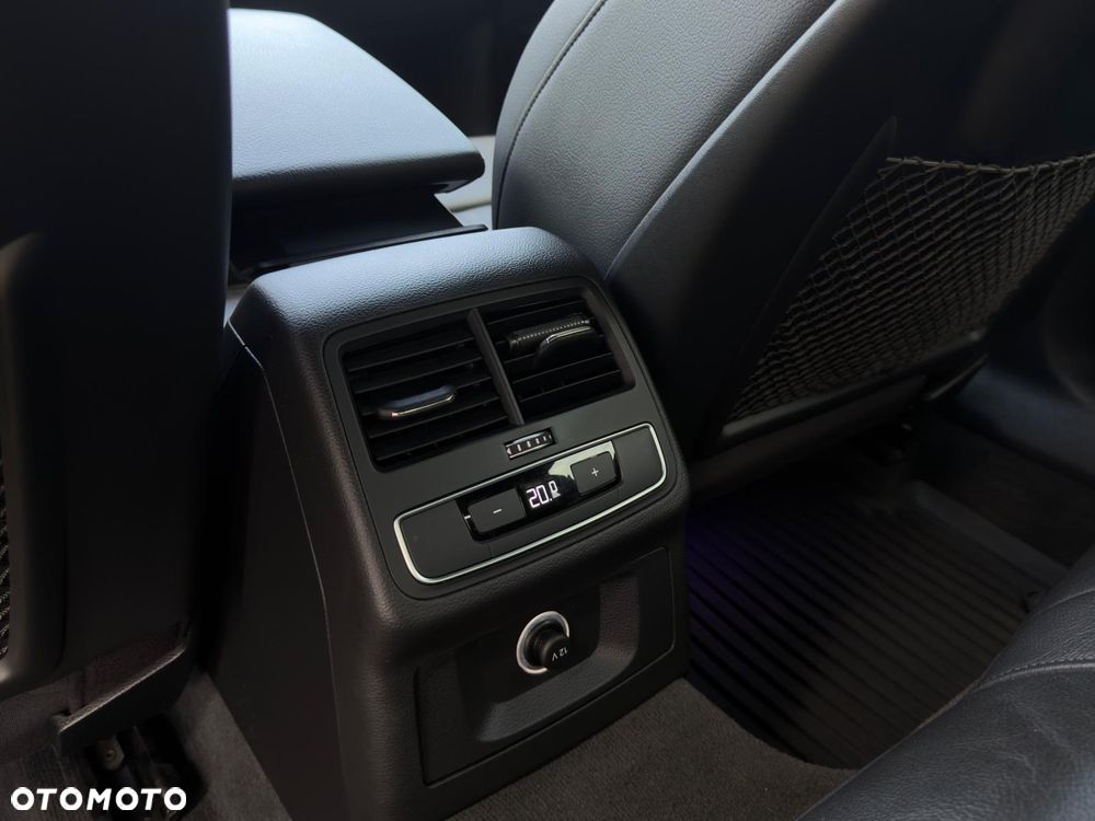 Audi A4 Limousine 2.0 TFSI Quattro Sport S tronic - 33