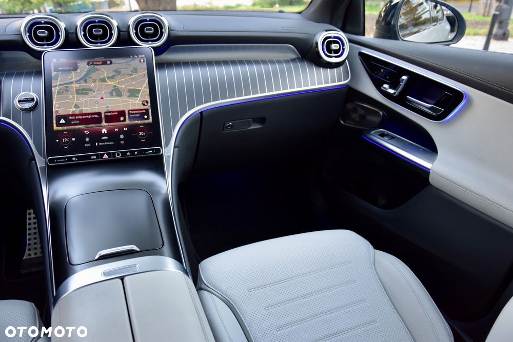 Mercedes-Benz GLC 220 d mHEV 4-Matic AMG Line - 16