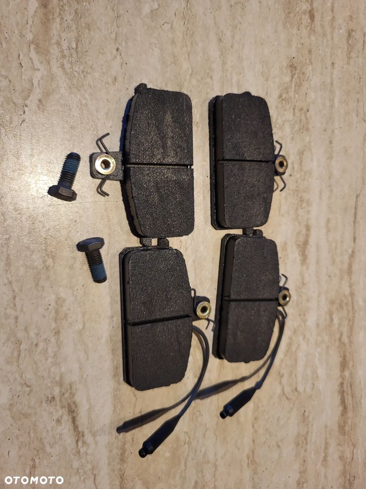 Klocki hamulcowe kpl. przód , FIAT PANDA, UNO; LANCIA DELTA I, PRISMA, Y10; SEAT 131, FURA, IBIZA I, MALAGA, MARBELLA, RONDA, TERRA 0.8-2.4D 06.78-07.04 - 1