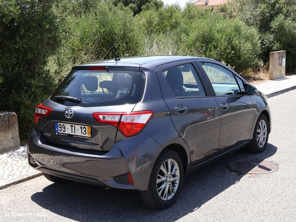 Toyota Yaris 1.0 VVT-i Comfort+P.Style - 4