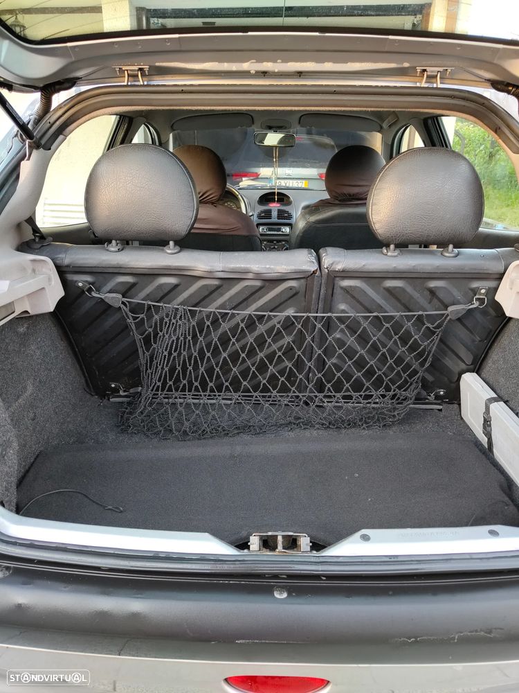 Peugeot 206 1.9 D XT - 3