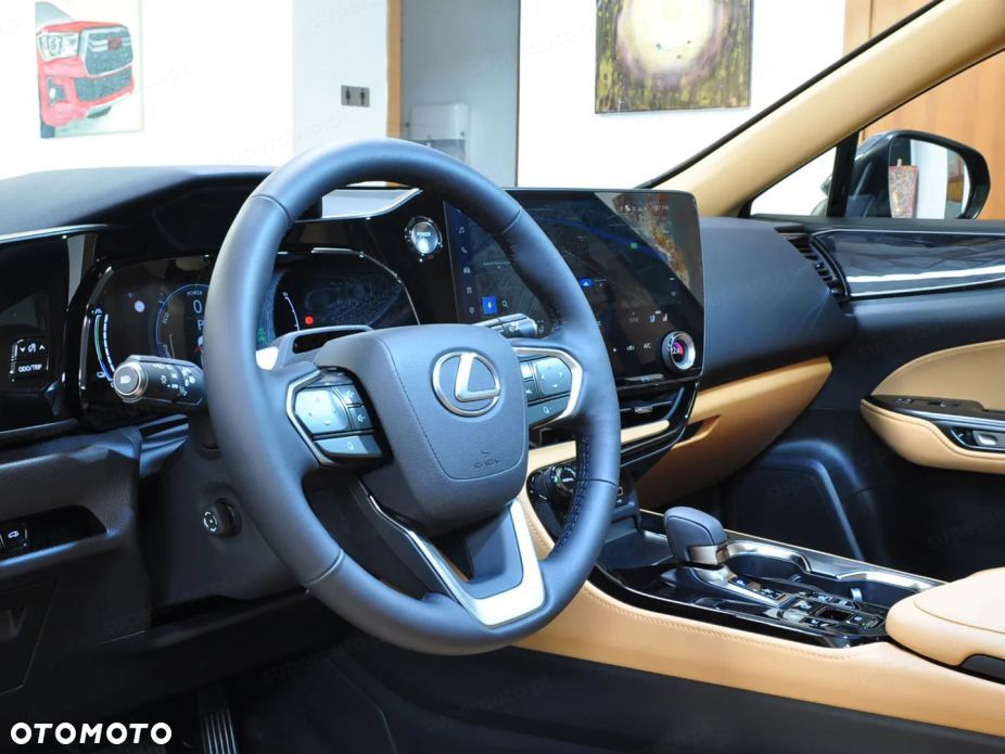 Lexus NX - 9