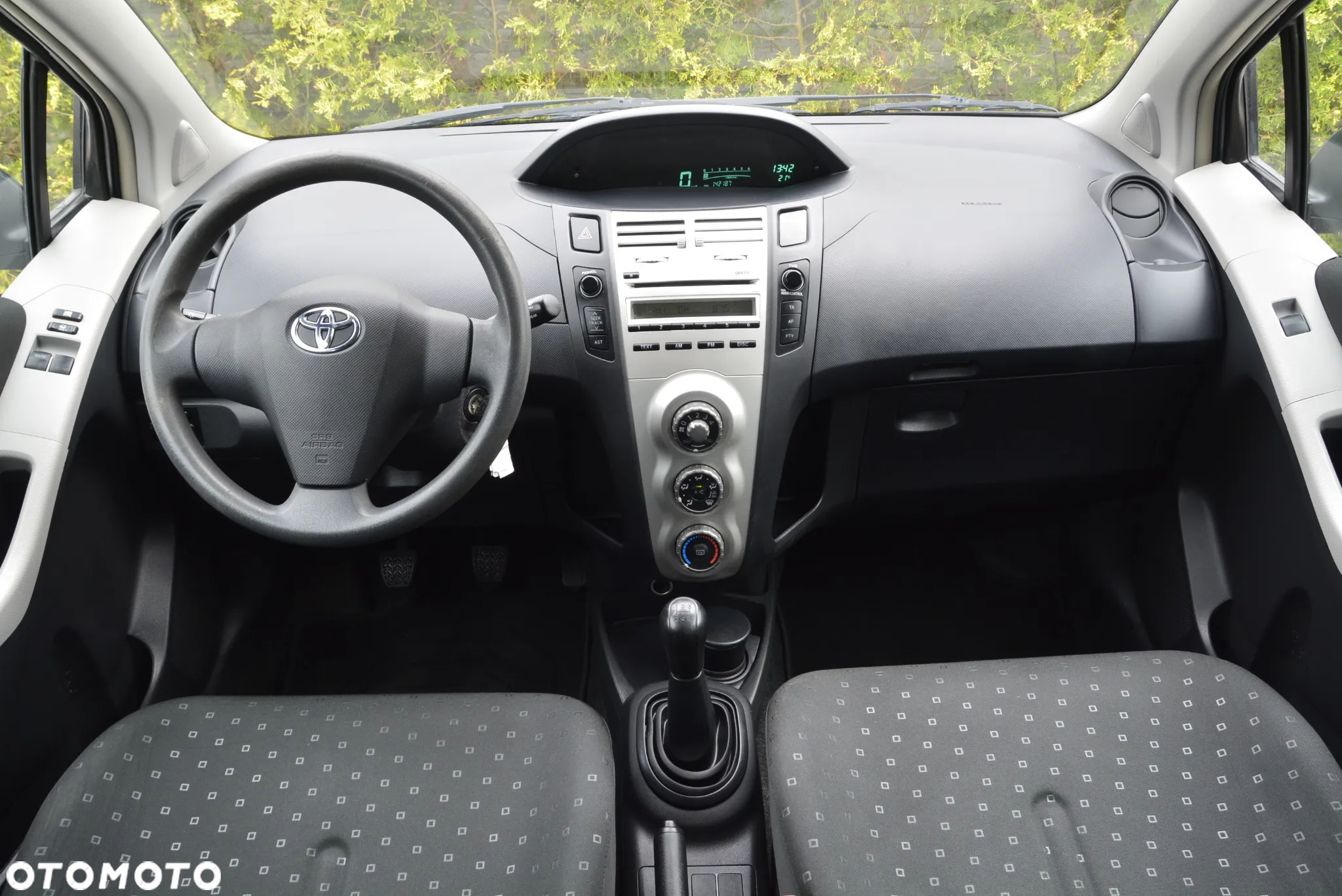 Toyota Yaris 1.3 Luna A/C - 4