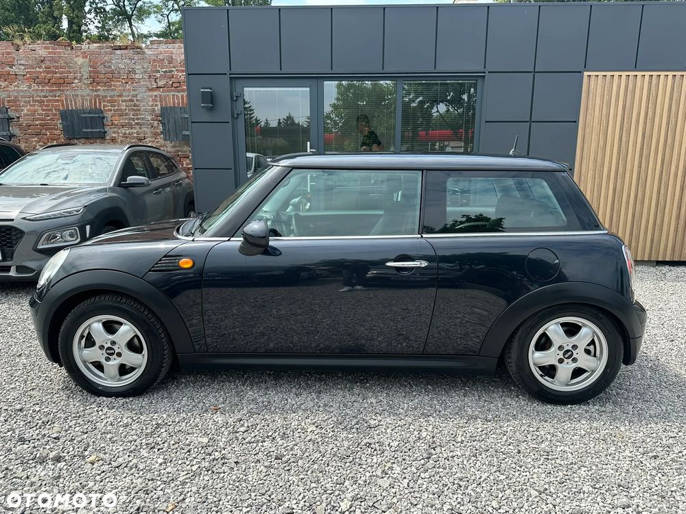 MINI ONE Standard - 7