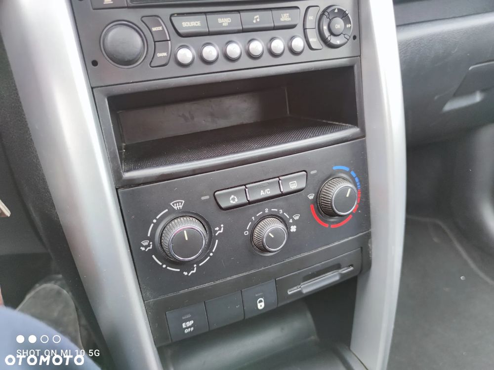 Peugeot 207 95 VTi Filou - 17