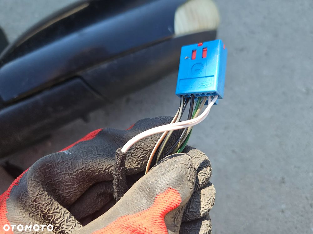 Lusterko lewe prawe elektryczne Volvo V50 2004r 452-46 6 8 pin Europa - 4