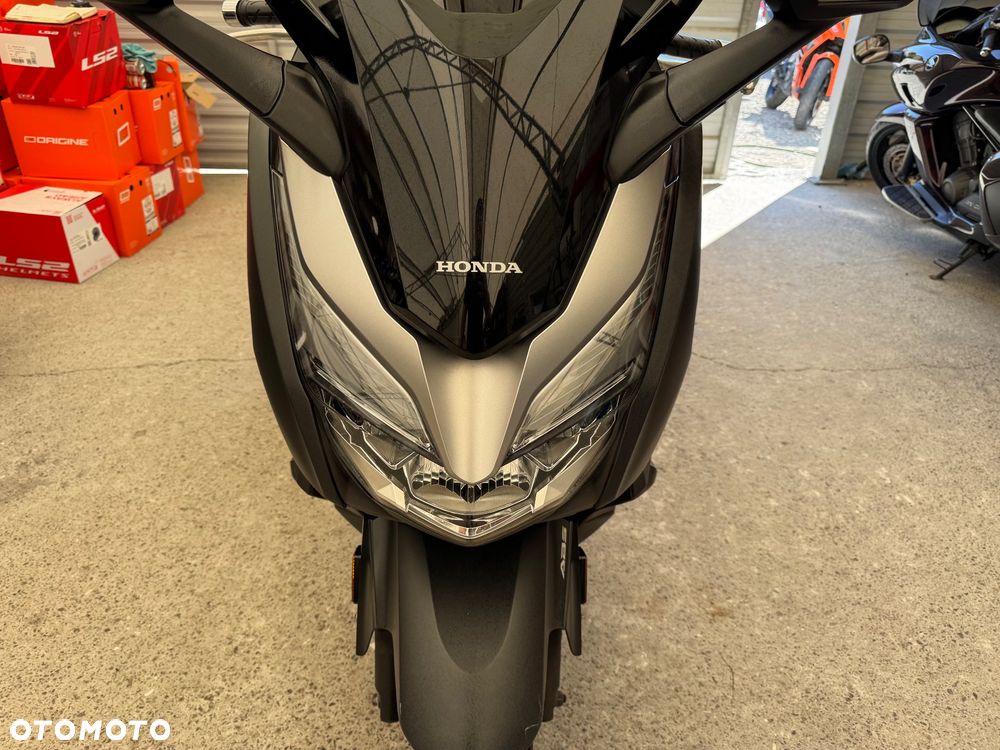 Honda NSS - 14