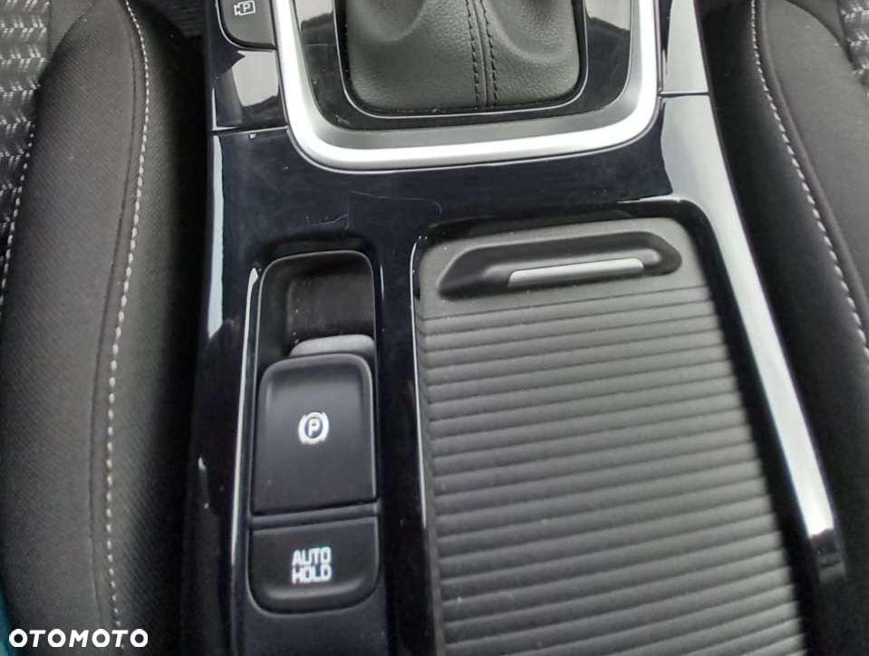 Kia XCeed 1.6 GDI PHEV L DCT - 19