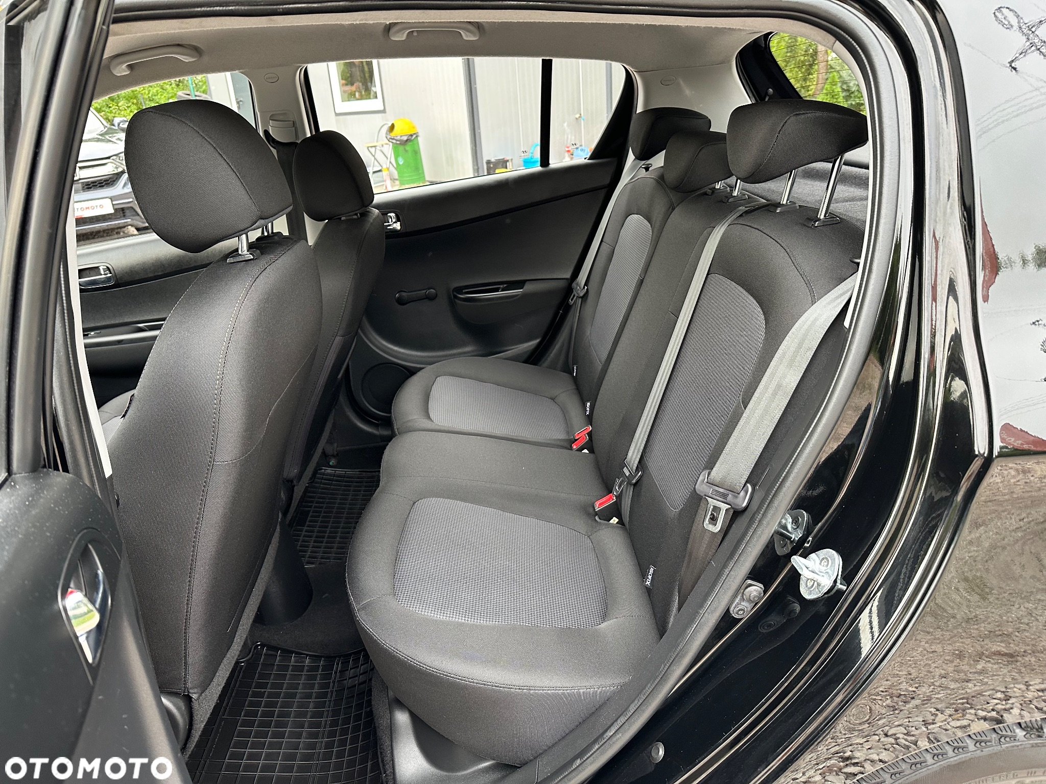 Hyundai i20 - 13