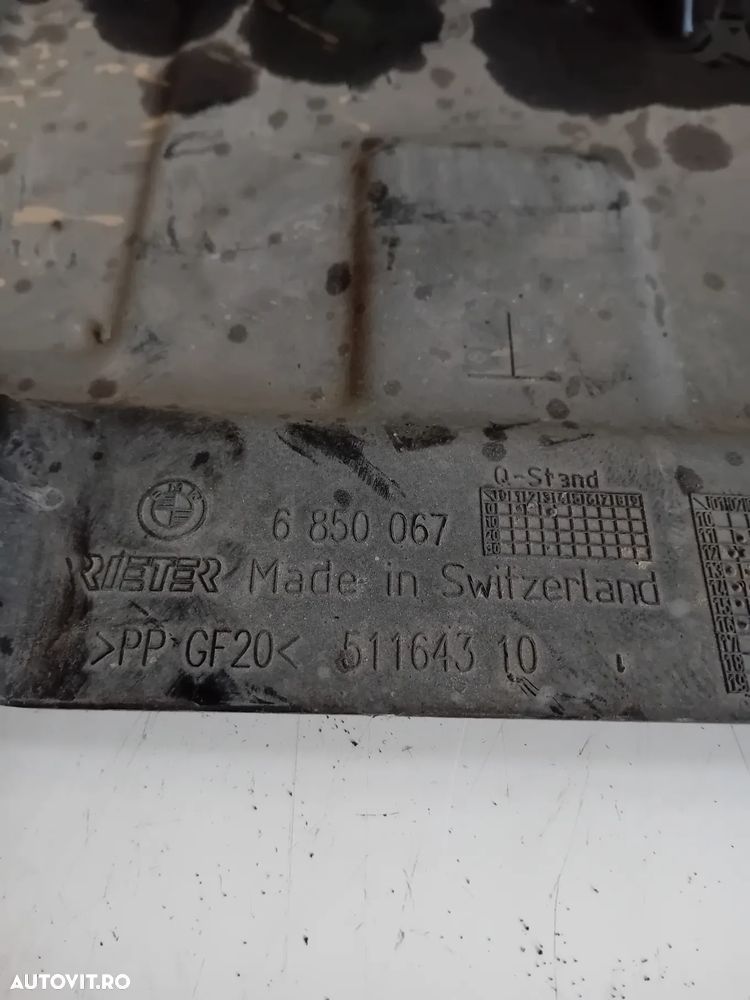 Scut Cutie Viteze BMW F20 F21 F23 F30 F31 F32 F33 F36 Original – 6850067 - 4