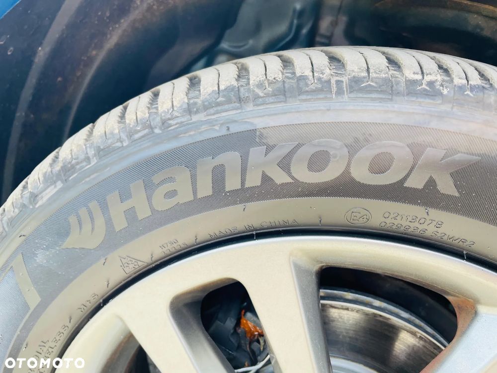 Toyota Yaris 1.33 VVT-i Executive - 23