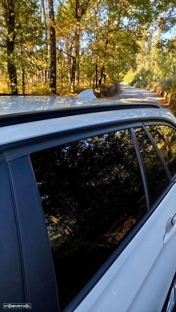 BMW 318 d Touring Auto Line Sport - 9