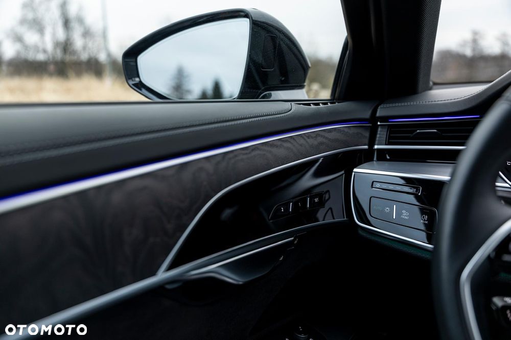 Audi A8 L 55 TFSI quattro tiptronic - 35