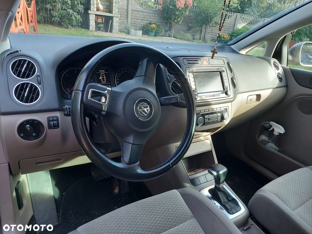 Volkswagen Golf Plus - 10