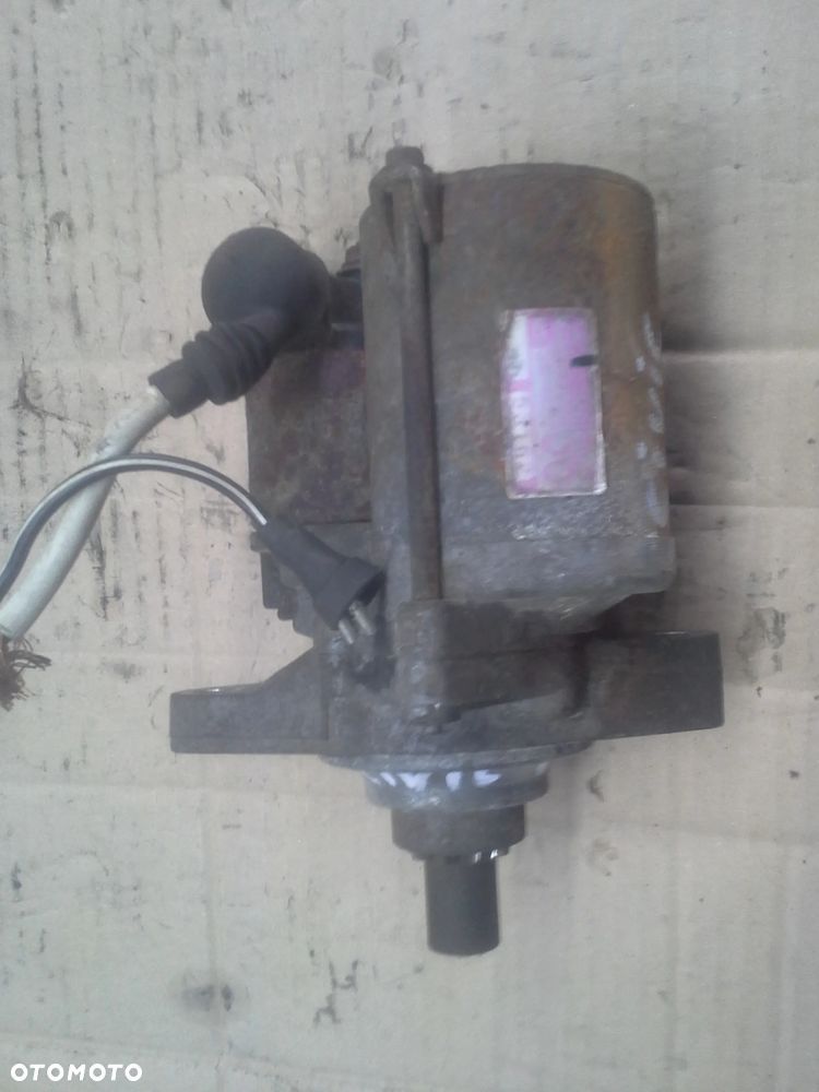 Honda Civic VII 1.7V-Tec automat rozrusznik SM 44232-36 - 1