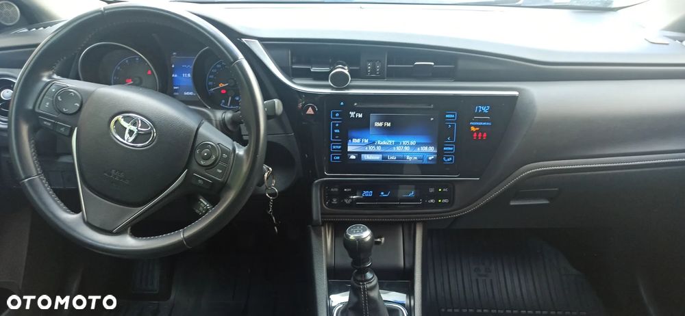 Toyota Auris 1.6 Comfort - 11