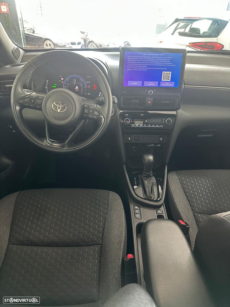 Toyota Yaris Cross 1.5 HDF Premiere Edition - 9