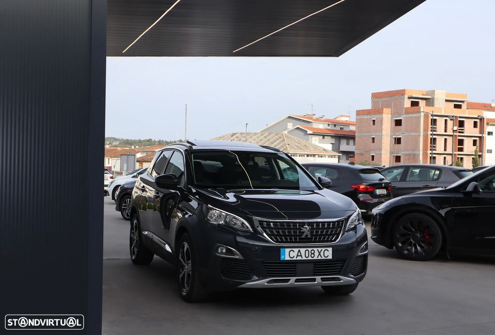 Peugeot 3008 PureTech 130 Stop & Start GPF EAT8 Roadtrip - 6
