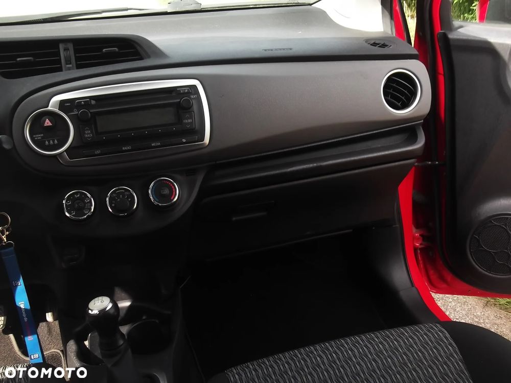Toyota Yaris - 15