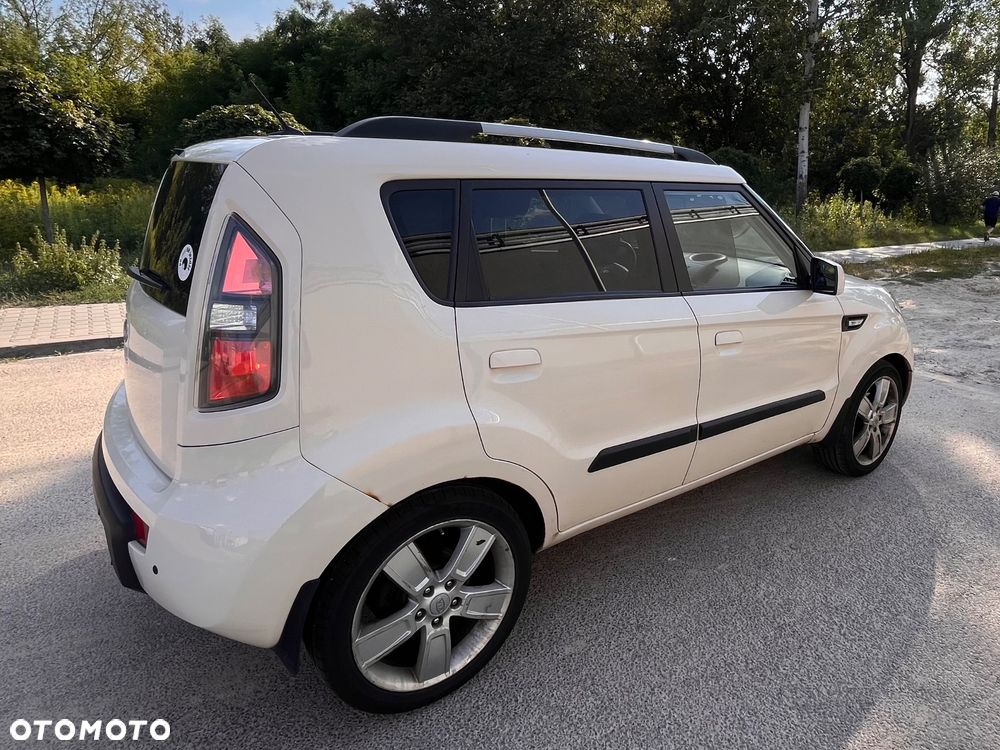 Kia Soul 1.6 XL - 4