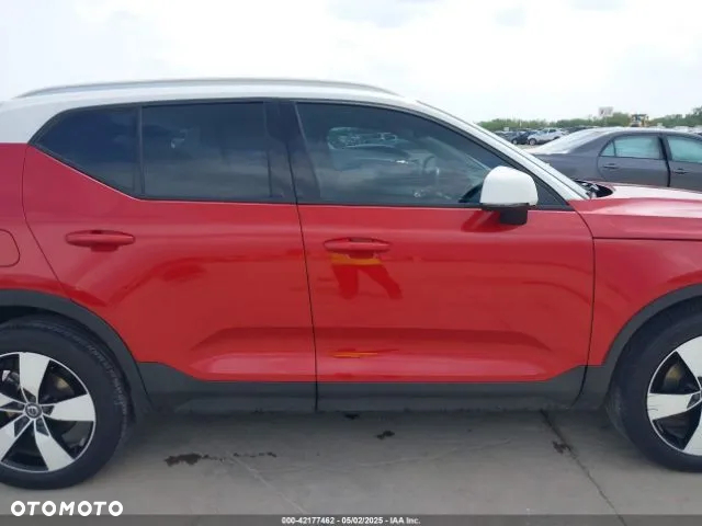 Volvo XC 40 T5 AWD R-Design - 10