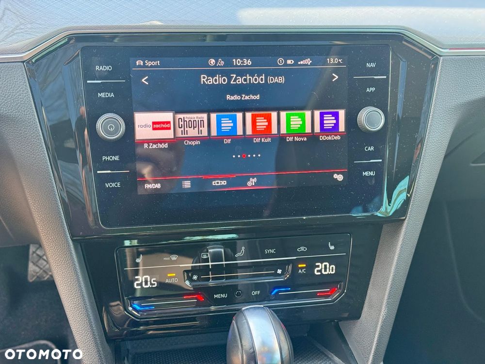 Volkswagen Passat 2.0 TDI SCR DSG Business - 18