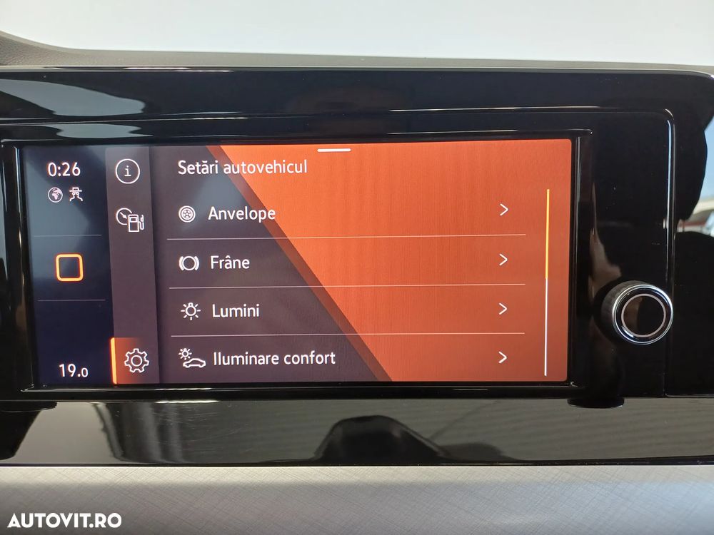 VOLKSWAGEN Golf 2023 — imagine 18