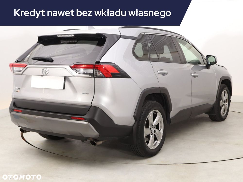 Toyota RAV4 - 7