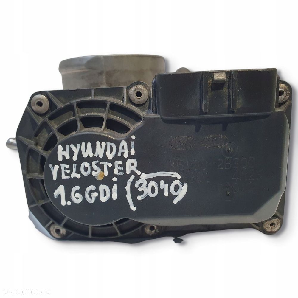 PRZEPUSTNICA Hyundai Veloster 1.6 GDI 35100-2B300 - 3