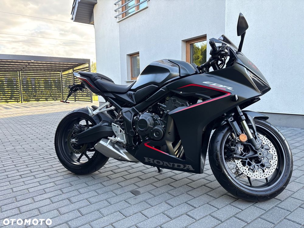 Honda CBR - 24