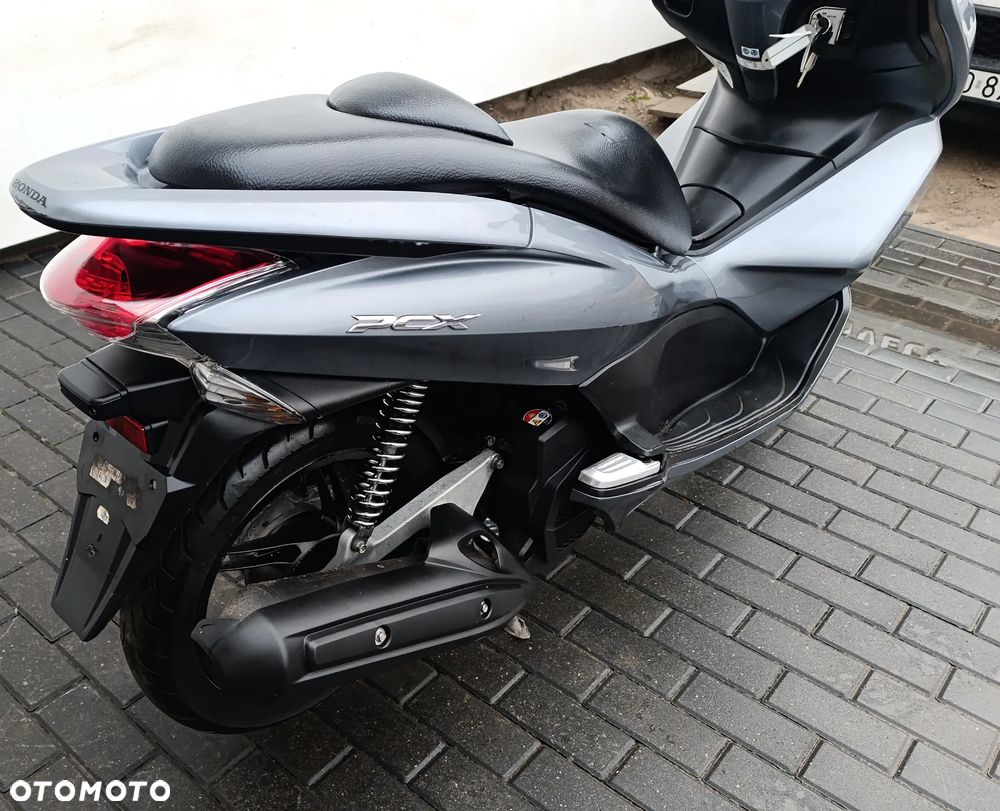 Honda PCX - 28