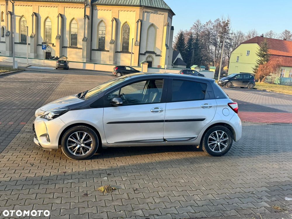 Toyota Yaris 1.5 20th Anniversary CVT - 8