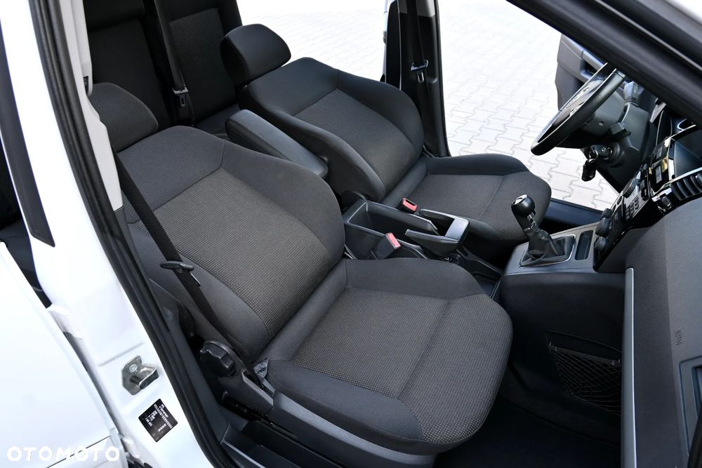 Opel Zafira 1.8 Cosmo - 26