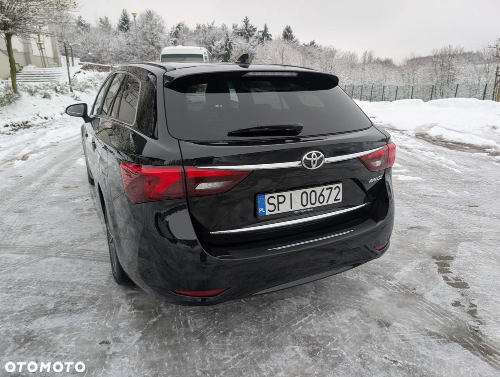 Toyota Avensis 2.0 Prestige MS - 15