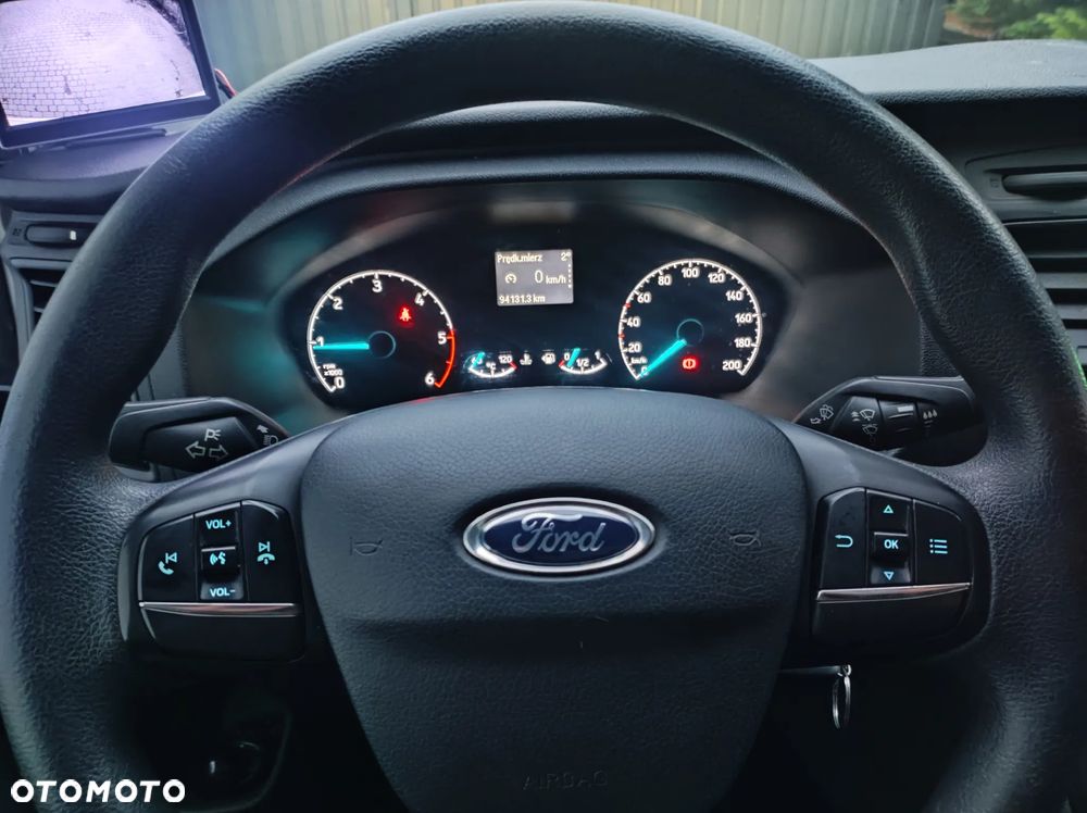 Ford Transit Custom - 9